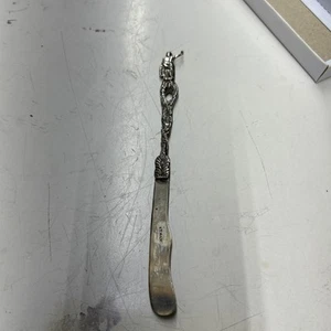 Cuchillo de plata adornado vintage vestido figura del Senado César Traversari ITALIA 6 1/4" - Imagen 1 de 6