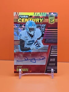 🔴🟡⚪️ 2021 ELITE DYAMI BROWN #TTC-DBR TURN OF THE CENTURY AUTOGRAMM ROT 57/99 - Bild 1 von 3