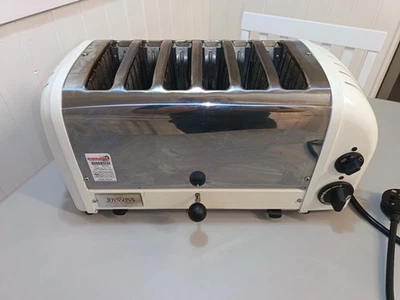 Dualit 6-Slice Chrome Catering Toaster D6BMHA GB White Catering NOT WORKING  - Image 1 of 4