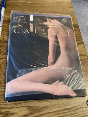 Colección Galería Jaqueline Ferrar, Pantimedias Pequeñas Tostadas Foto 1 de 2