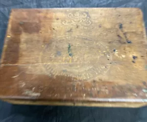 Vintage BENSON & HEDGES Hinged Wooden Cigar Box - Picture 1 of 12