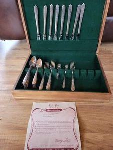 Vintage 43 Piece Nobility Plate Silverware Flatware In Case - Picture 1 of 9