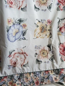 Wamsutta Supercale plus Queen flat sheet-large flower design plus 4 in border - Picture 1 of 4