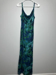 NWT Fashion Blue Floral Dress - Picture 1 of 4