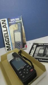 Magellan GPS 300 Satellite Navigator - Includes Original Box Parts LCD faded - Picture 1 of 9