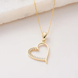14K Yellow Gold Plated Round Cut Moissanite Heart Pendant 18 Chain Necklace - Picture 1 of 4