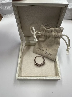 Anillo Ashlynn Avenue Emrys tejido oro rosa - talla 6 Foto 1 de 4