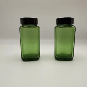 Vintage Green Glass Apothecary Jar Bottle w/ Lid 2 Oz. Duraglas. Lot Of 2 Jars - Picture 1 of 7