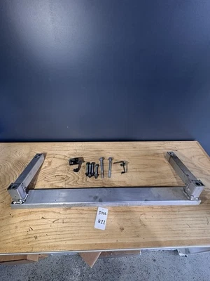 09-20 NISSAN 370Z SUBCHASIS DELANTERO SOPORTE BARRA OEM 54401-JK02A CON HERRAJES Foto 1 de 4