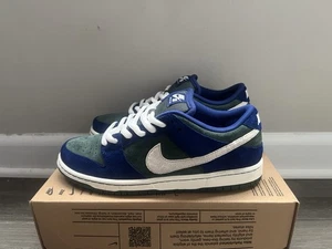 Taglia 8.5 - Nike Dunk SB Low Deep Royal Vintage Verde HF3704-400 - Foto 1 di 8