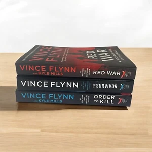 Vince Flynn & Kyle Mills Book Set Red War Survivor Order To Kill - Imagen 1 de 4