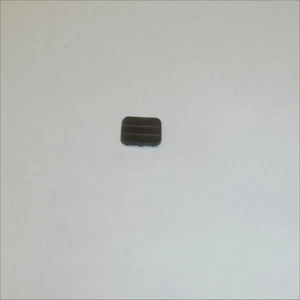 Matchbox Lesney Yesteryear 13b Daimler Black Grille Centre - Picture 1 of 4
