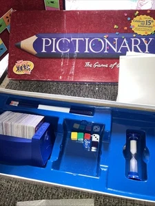 Pictionary The Game Of Quick Draw 15th Anniversary 2000 Hasbro Complete! Vtg - Picture 1 of 8