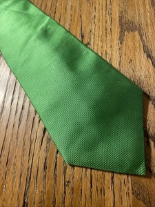 Vintage EUC Perry Ellis Portfolio Kelly Green Silk Tie USA Made Necktie - Picture 1 of 11