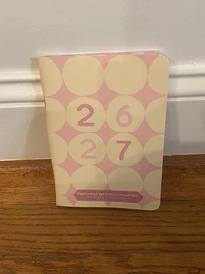 Círculo Naranja 2026 2027 Calendario Planificador Mensual Moda Bolsillo Darling Dots Nuevo - Imagen 1 de 3