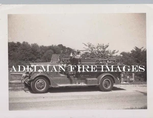 Foto de aparato contra incendios Newburyport MA Maxim Pumper 4200-SP741 - Imagen 1 de 1