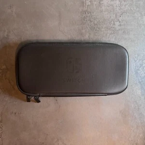 Nintendo Switch - Custodia Protettiva per Console e Accessori Nuova e Originale - Foto 1 di 4