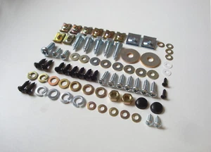 Für Porsche 924 944 Montagesatz Armaturenbrett Mittelkonsole dashboard screw set - Picture 1 of 2