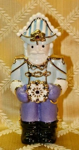 Lenox, Nussknacker mit Schneeflocke Figur. - Bild 1 von 12