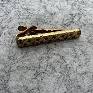 Swank Basket Weave Tie Clip Gold Tone Vintage Faded Worn Classic Gift Retro - Picture 1 of 3
