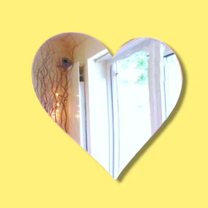 Heart Shaped Acrylic Mirrors - Various Sizes - Picture 1 of 1
