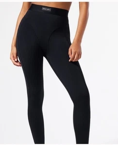 Leggings Savage X Fenty Lineup Cintura Alta Bolsillo Negros Talla Pequeña Atletismo - Imagen 1 de 9
