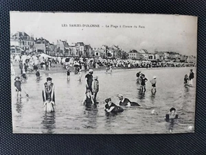 CPA 85 Les SABLES-D'OLONNE - La Plage à l'Heure du Bain - Imagen 1 de 2