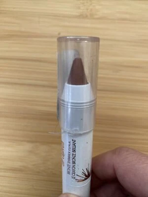 Lápiz Bronce Lápiz Labial Brillo Radiante Nuevo Sellado Maquillaje Foto 1 de 3