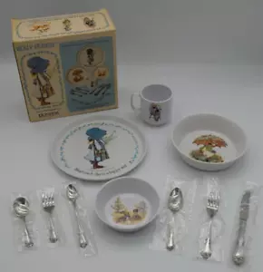Vintage 1970’s Holly Hobbie Oneida Child's Dinnerware Set 10 Pc Progress Set NEW - Picture 1 of 18