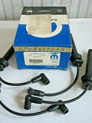 Mopar Genuino SPW06975AA Dodge Chrysler Eagle Plymouth Años 90? Cables de bujía Foto 1 de 3