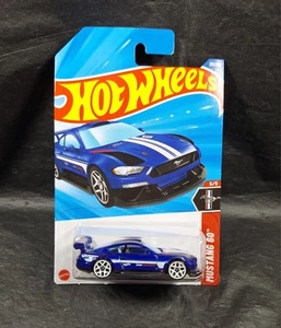 2025 HOT WHEELS CUSTOM 18 FORD MUSTANG GT 5/5 #211 MUSTANG 60th FREE SHIPPING - Picture 1 of 6