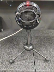 Blue Snowball Plug-and-Play USB Microphone - Picture 1 of 8
