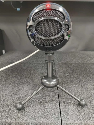 Blue Snowball Plug-and-Play USB Microphone - Image 1 of 4