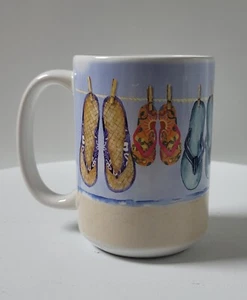 Taza de café con chanclas colgantes - té de café con tema de playa - Imagen 1 de 9