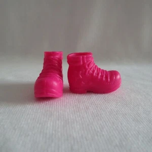 NEW Barbie Sisters Sledding Fun Skipper Doll Pink Snow Boots Winter Shoes - Picture 1 of 1