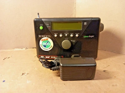 Roberts Unologic DAB Radio Black FM USB Headphone Auxiliary 18.5 x 12 x 5cm - Image 1 of 4