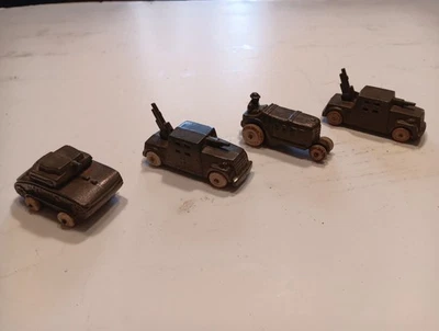 Vintage 1930s Barclay, Army Lot Of 4, Slush Cast Lead, BV6, BV9, Light Tank... - Image 1 of 4