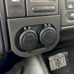Land Rover Discovery 1/2 Coin Tray Replacement Unit - Picture 1 of 3
