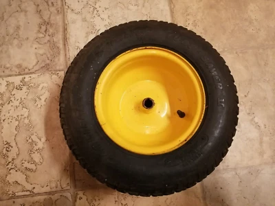 (1) Rasentraktor,Aufsitzmäher, Hinterrad ,Reifen + Felge, Rad hinten, 16x6.50-8 - Bild 1 von 4