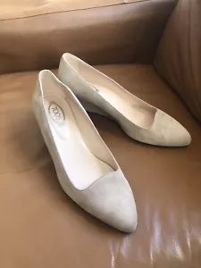 Tod’s Stone Beige Suede Leather Mid Heel Wedge Court Shoes UK5.5 EU38 US8 - Picture 1 of 8