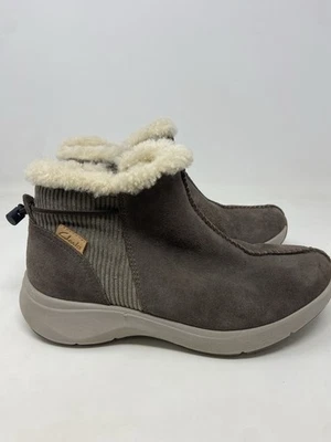 Clarks Wave 2.0 Alp Taupe Gamuza Sherpra Botines Mujer 9 M Sin Caja Original Foto 1 de 4