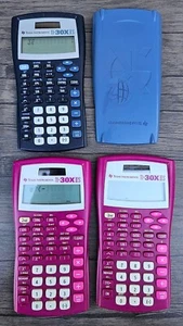 3 Texas Instruments Calculators TI-30XIIS (2 MISSING COVERS) T50 - Picture 1 of 1