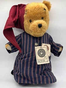 Vintage 2002 Boyds Bears Disney Mohair Pooh Winter Holiday Christmas Bear HTF - Picture 1 of 8