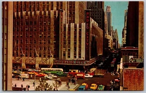 Vintage New York City NY Radio City Music Hall Theater Straßenansicht Postkarte - Bild 1 von 2