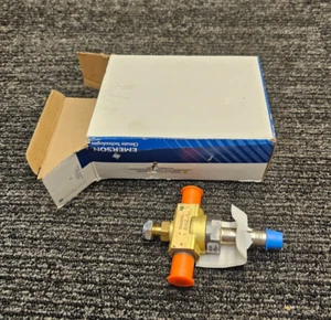 Emerson 200RB 4F3T 047508 Alco Solenoid Valve 5.6 Nominal Ton Refrigerant - Picture 1 of 9