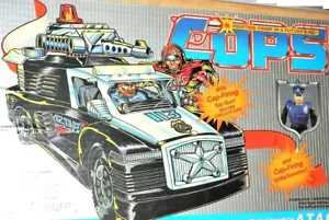 C.O.P.S n Crooks 1988 ATAC peso pesado de colección policías figuras hasbro 1989 sin usar y en caja - Imagen 1 de 7