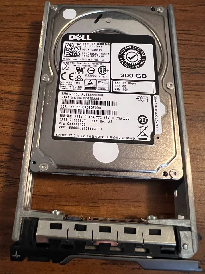 Dell 300GB SAS Hard Drive Model# HDEBF05DAA51. 10K SAS - Image 1 of 4