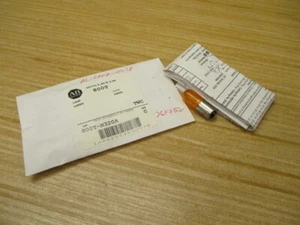 Allen Bradley 800T-N320A 120V Lampe 800TN320A - Bild 1 von 3