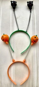 VINTAGE 2 HALLOWEEN KÜRBIS SCHWARZE KATZE STIRNBÄNDER auf Metall Sprials - Bild 1 von 6