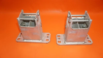 SOPORTE REFUERZO DELANTERO IZQUIERDO Y DERECHO BMW 528 2004 2005 2006 2007 2008 2009 Foto 1 de 4